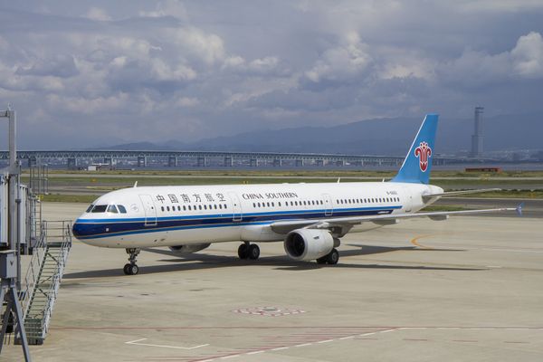 Китай возобновил полёты в 50 стран мира