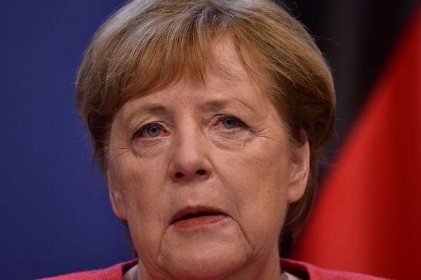 Меркель заявила о намерении обсудить с Путиным ситуацию в Белоруссии