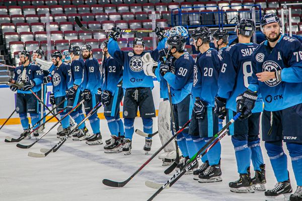 11 хоккеистов ХК "Сибирь" заразились коронавирусом