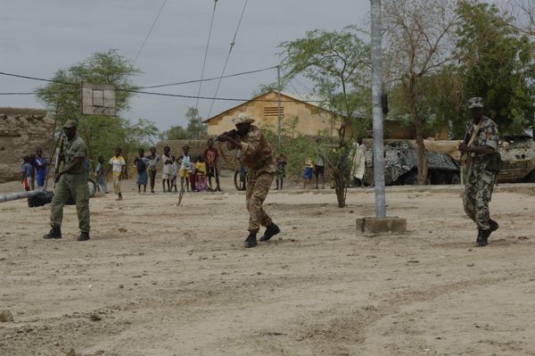 Мятежники в Мали объявили о закрытии всех границ страны