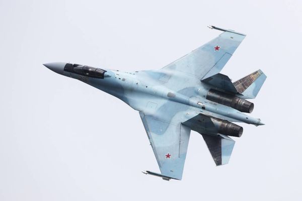 "Рособоронэкспорт" продолжит поставки истребителей Су-35 в 2020 году