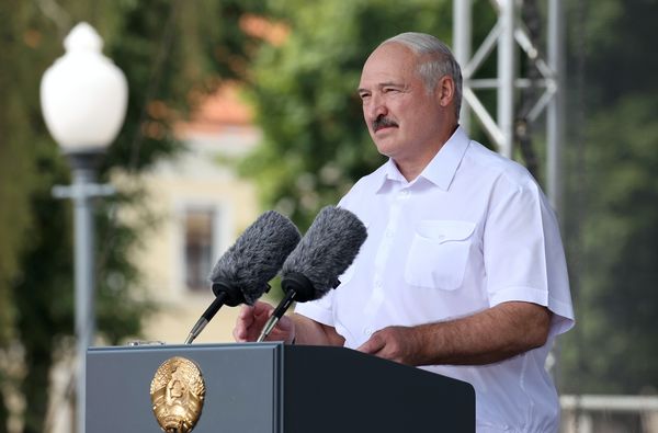 Лукашенко призвал белорусов читать телеграм-каналы