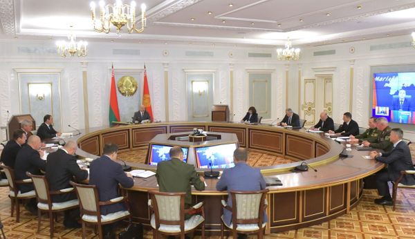 Белорусская оппозиция заявила о спорном статусе нового правительства