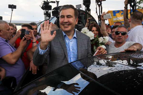 В Грузии приветствовали решение Саакашвили вернуться и пообещали посадить в тюрьму