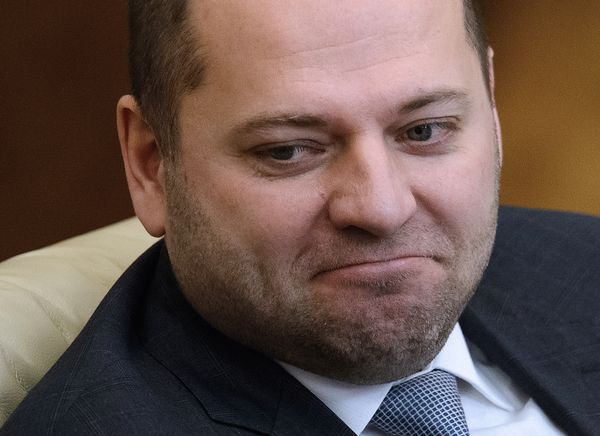 Депутат-банкрот, советовавший россиянам меньше есть, задекларировал доход в четыре копейки