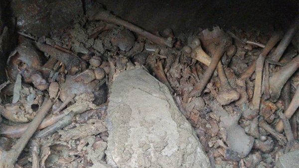 Житель Дагестана нашёл у себя под участком ещё один дом с древними кувшинами и скелетами