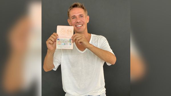 Панин вновь стал холостяком и получил вид на жительство в Испании