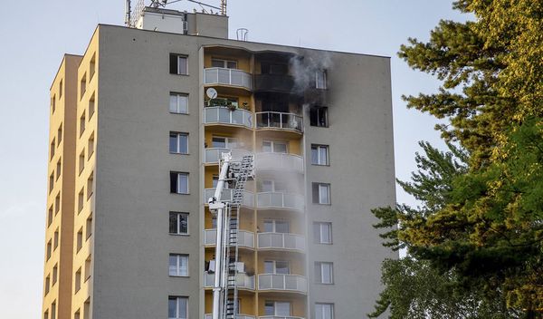 При пожаре в жилом доме в Чехии погибло 11 человек
