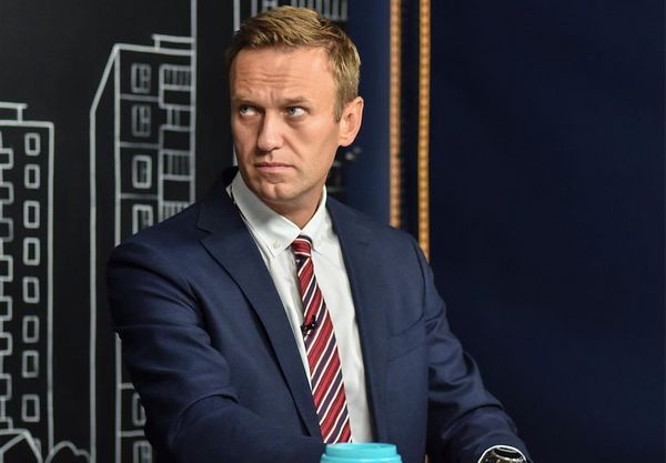 МВД объявило в розыск спутницу Навального, о которой писал Лайф