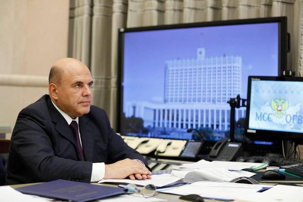Мишустин поручил выделить свыше 35 миллиардов рублей на выплаты безработным в регионах