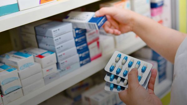 Фармацевты ожидают повышения цен. Какие лекарства могут подорожать уже в октябре