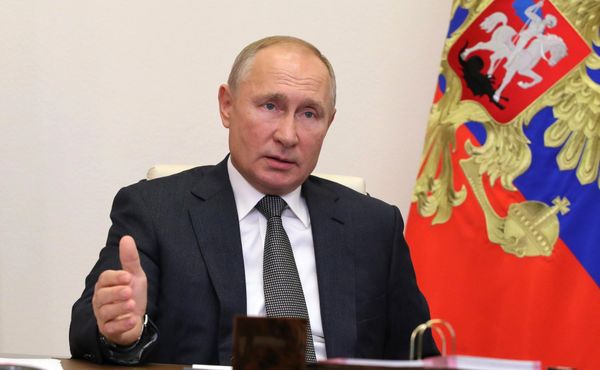 Путин заявил, что понимает усталость россиян от ограничений из-за коронавируса