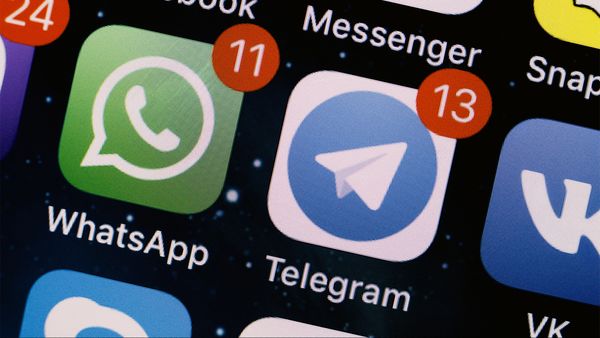 Гонки мессенджеров. Почему WhatsApp хуже Telegram, но всё равно в лидерах?
