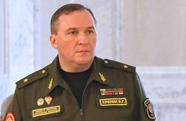 Министр обороны Белоруссии обвинил Запад в ведении гибридной войны против его страны