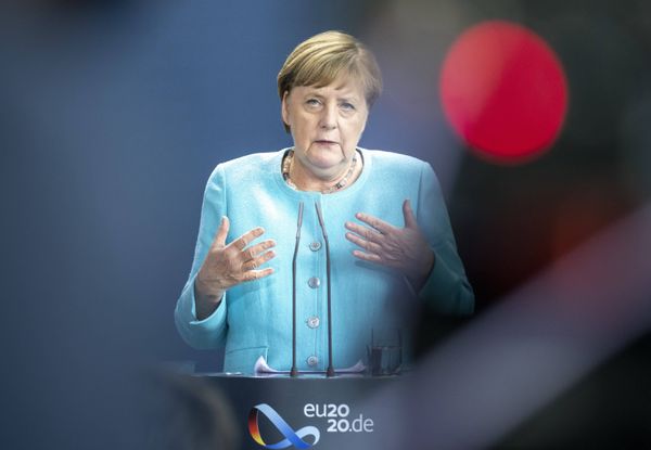 Стала известна позиция Меркель по поводу "Северного потока — 2"