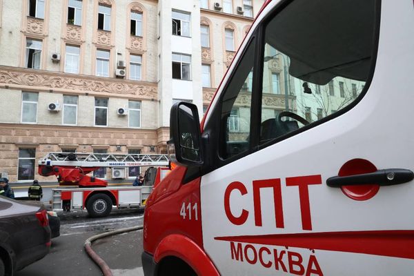 Три человека погибли при пожаре в подмосковном Зеленограде