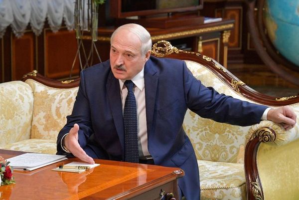 Лукашенко — о Колесниковой: Она хотела бежать на Украину к сестре