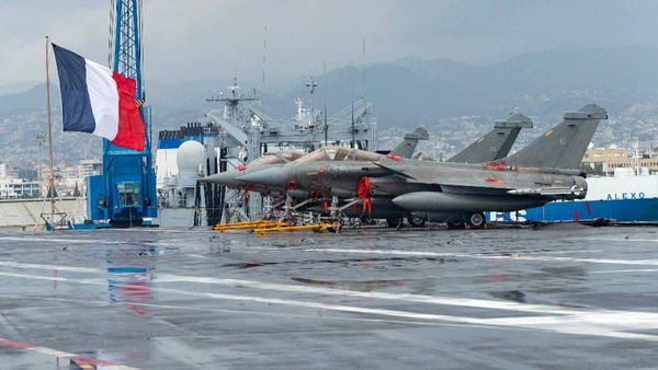 Не НАТО больше. Почему Турция обещает уничтожить самолёты Греции и корабли Франции?