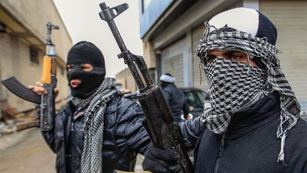 Сами не могут, террористы помогут. В зону Карабахского конфликта перебросили сирийских боевиков?