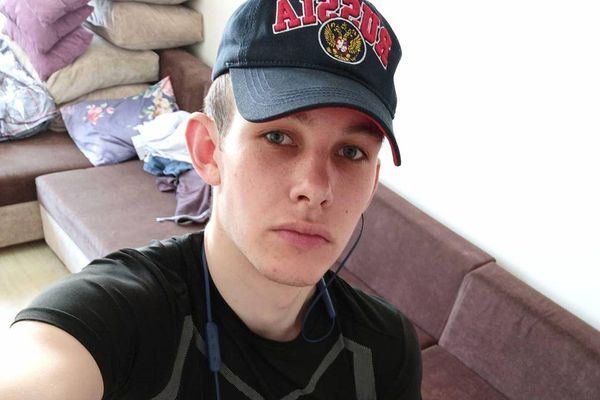 Как полицейский, убивший из ревности трансгендера в Сибири, создавал в соцсетях образ нежного парня