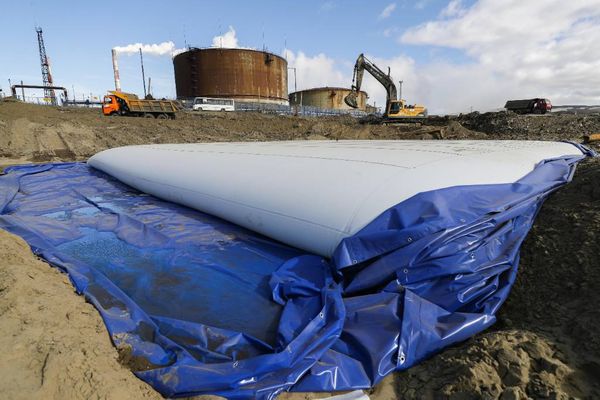 Ростехнадзор назвал основные версии разлива нефтепродуктов на ТЭЦ в Норильске