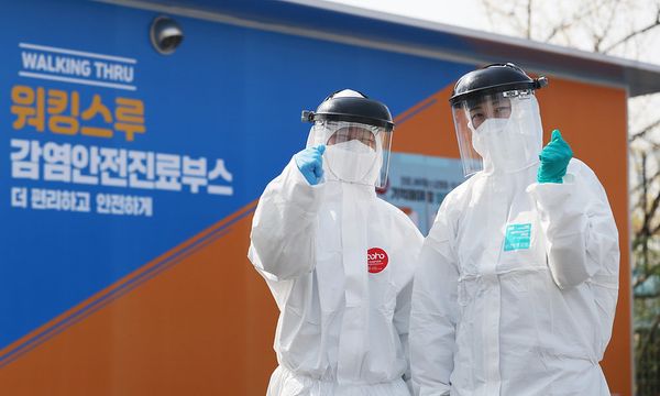 В Китае коронавирус обнаружили у двух членов экипажа рейса из Москвы