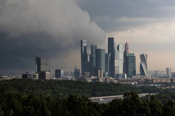 Синоптики предупредили москвичей о первых весенних грозах