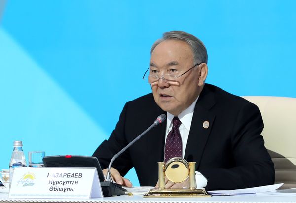 В Казахстане опровергли информацию об уходе Назарбаева с поста главы Совбеза