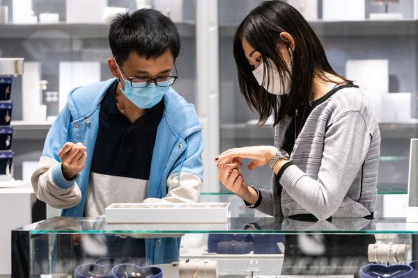 В Китае продолжает расти число выявленных случаев коронавируса