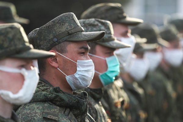 Более трёх тысяч коронавирусных больных выявлены в армии и военных учебных заведениях