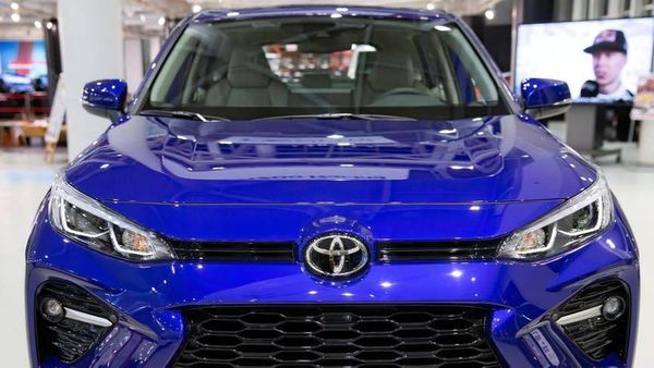 Toyota отчиталась о рекордных продажах "убийцы" KIA Sportage
