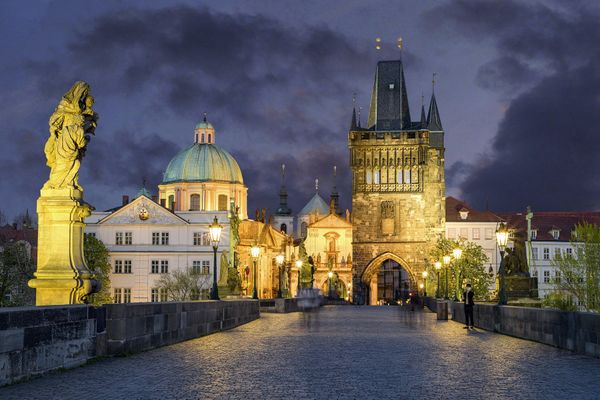 Власти Чехии предложили России уладить отношения