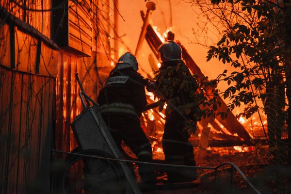 При пожаре в Воронежской области сгорел 21 домик в рыбацком посёлке