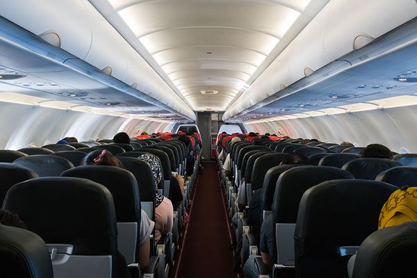Минтранс: Введение дистанцирования в самолётах приведёт к росту цен на билеты