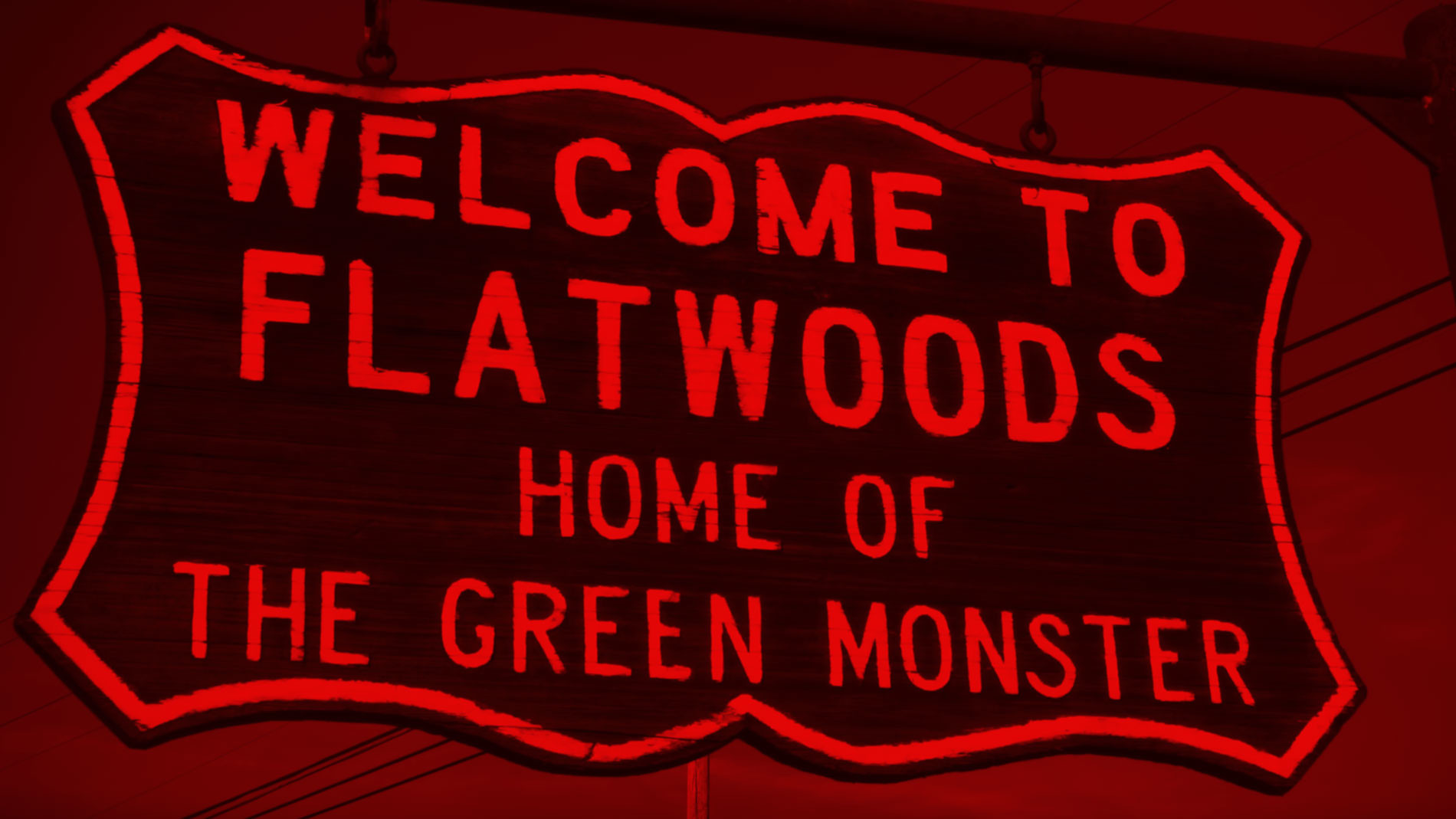 Коллаж © LIFE Фото © youtube.com /The Flatwoods Monster: A Legacy of Fear