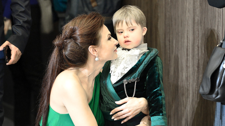 Эвелина Блёданс с сыном Семёном Фото: L!FE