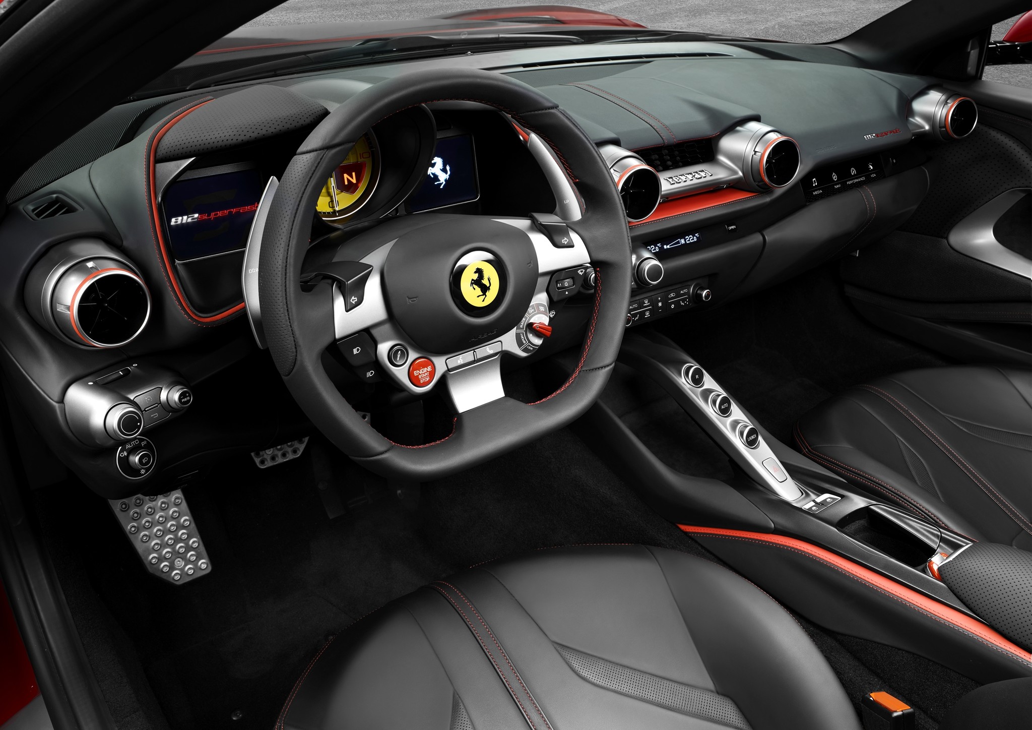 Ferrari 812 Superfast. Фото: © Ferrari