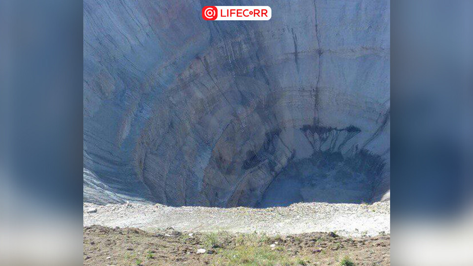 Фотографии с рудника. Видна вода внизу. Фото © LIFE Corr