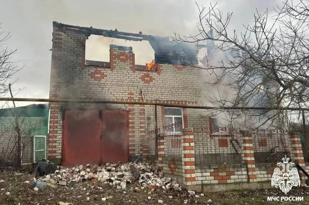 Две маленькие девочки сгорели в огненной ловушке под Белгородом