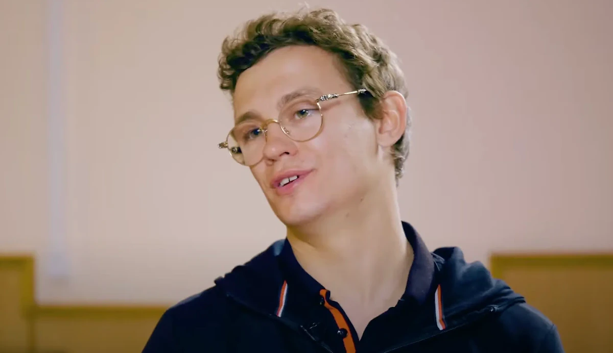 Обложка © YouTube / FAMETIME TV