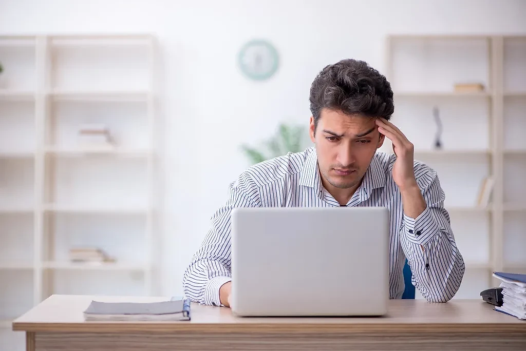 Как понять, что молодость ушла: 10 забавных признаков взрослых и пожилых людей. Фото © Shutterstock / FOTODOM