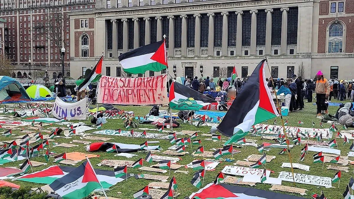 Палаточный лагерь на территории кампуса Колумбийского университета. Обложка © Wikipedia