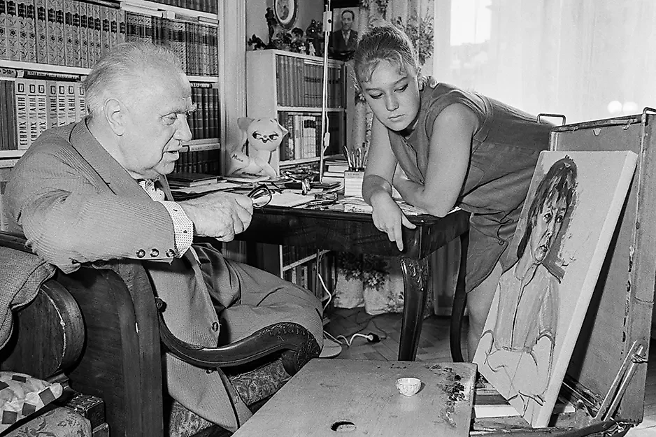 Тайная биография звёзд СССР — как те проводили время дома. Фото © ТАСС / Валентин Соболев