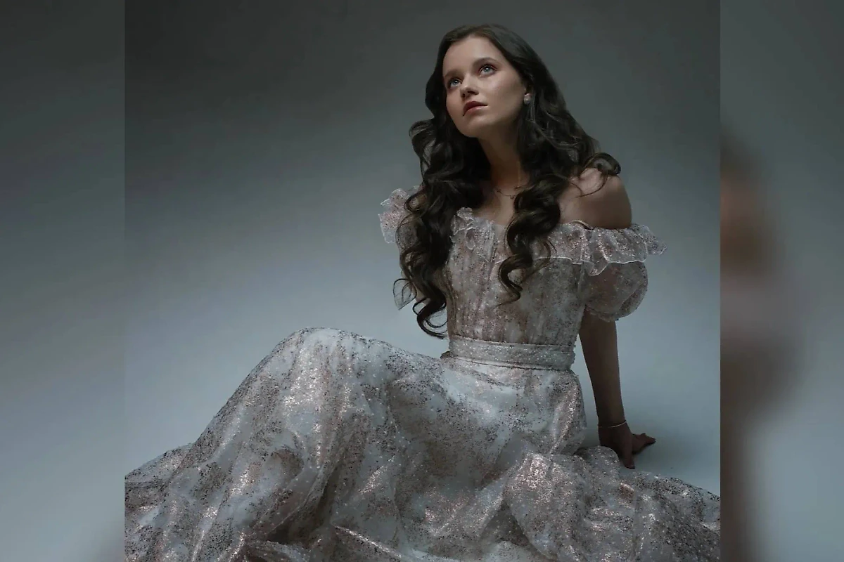 Победительница детского "Голоса" Алиса Кожикина, сейчас девушке 20 лет. Фото © VK / Алиса Кожикина