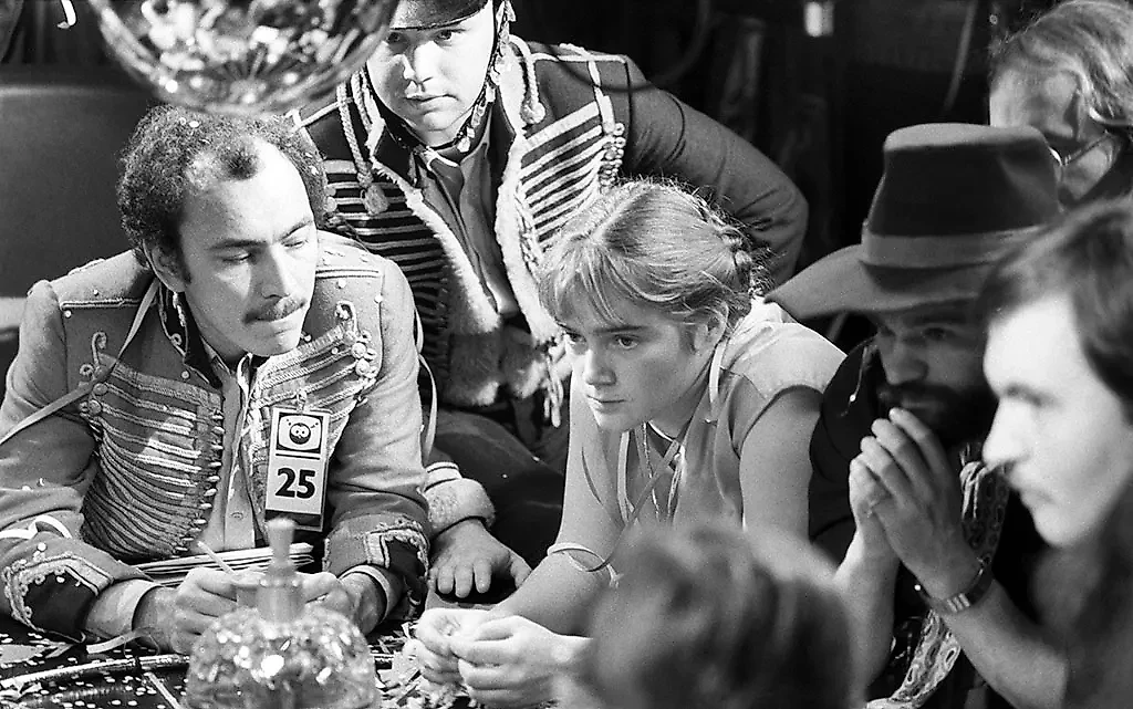 На съёмках выпуска передачи "Что? Где? Когда?". Фото © ТАСС / Александр Шогин