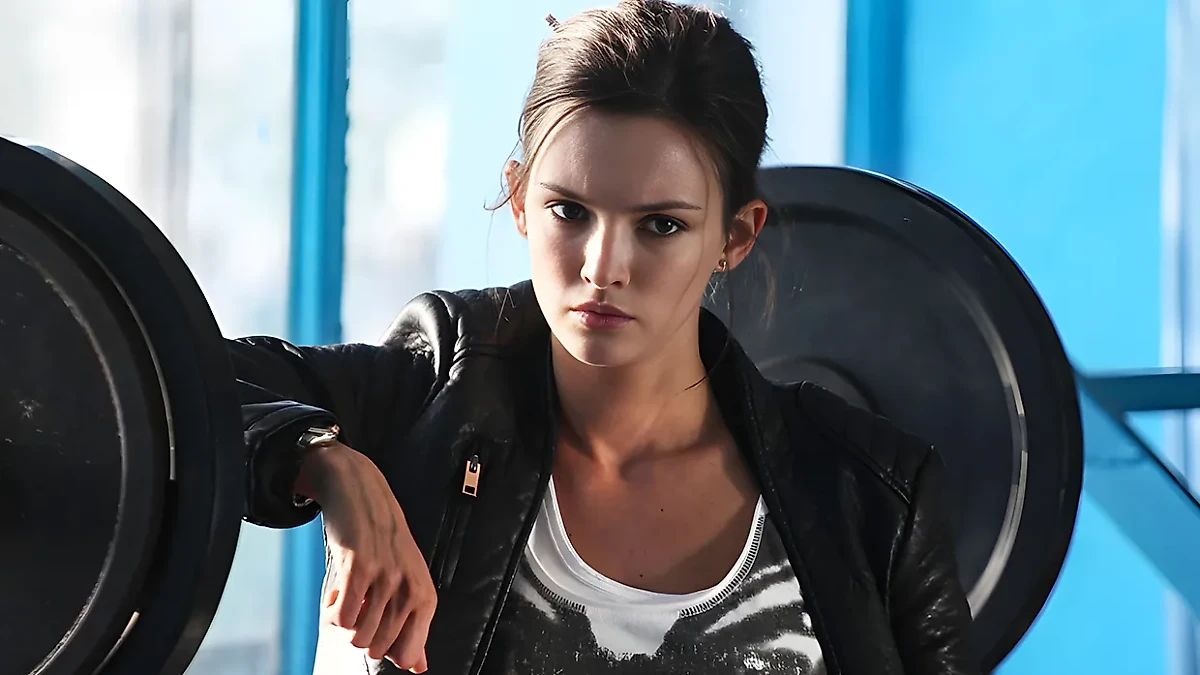 Значение имени Есения в прошлом и настоящем. Обложка © Кадр из фильма "Метод". Режиссёр Юрий Быков, сценаристы Дмитрий Иванов, Олег Маловичко, Милана Касакина / Kino-teatr.ru