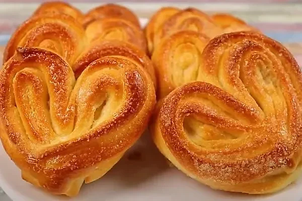 Старинный рецепт самых вкусных московских плюшек — такие подавали в СССР. Фото © azbyka