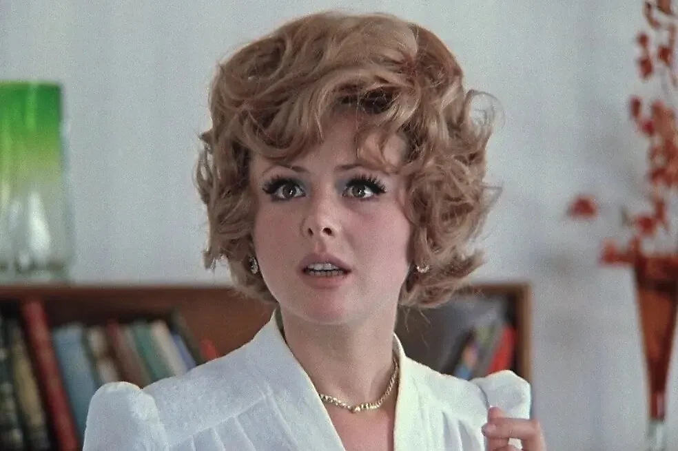 Зиночка из фильма СССР "Иван Васильевич меняет профессию" тоже была по гороскопу Тельцом. Фото © "Иван Васильевич меняет профессию" (1973), режиссёр Леонид Гайдай, сценаристы Владлен Бахнов, Леонид Гайдай / Kinopoisk