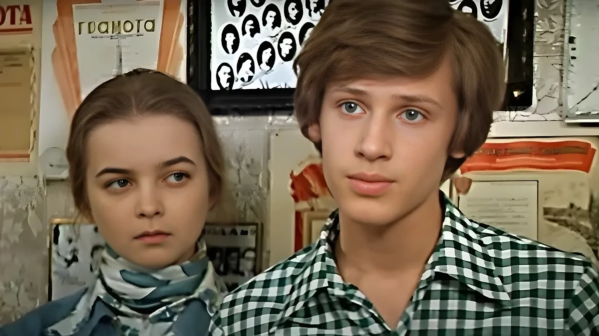 Владимир Меньшов заметил Вавилову в фильме "Розыгрыш", где она играла с Дмитрием Харатьяном. Фото © YouTube / ЖИЗНЬ ЗАМЕЧАТЕЛЬНЫХ ЛЮДЕЙ