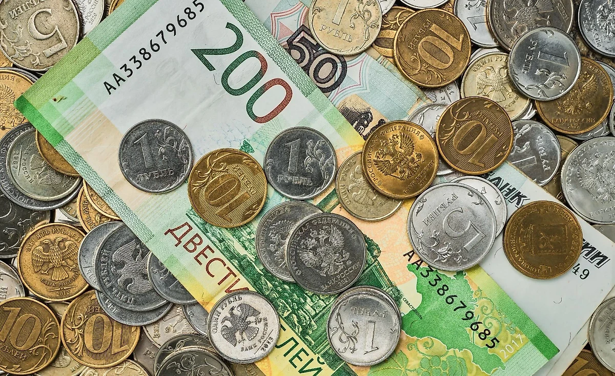 У россиян появится возможность снизить ставку по кредиту. Обложка © Freepik.com / ededchechine